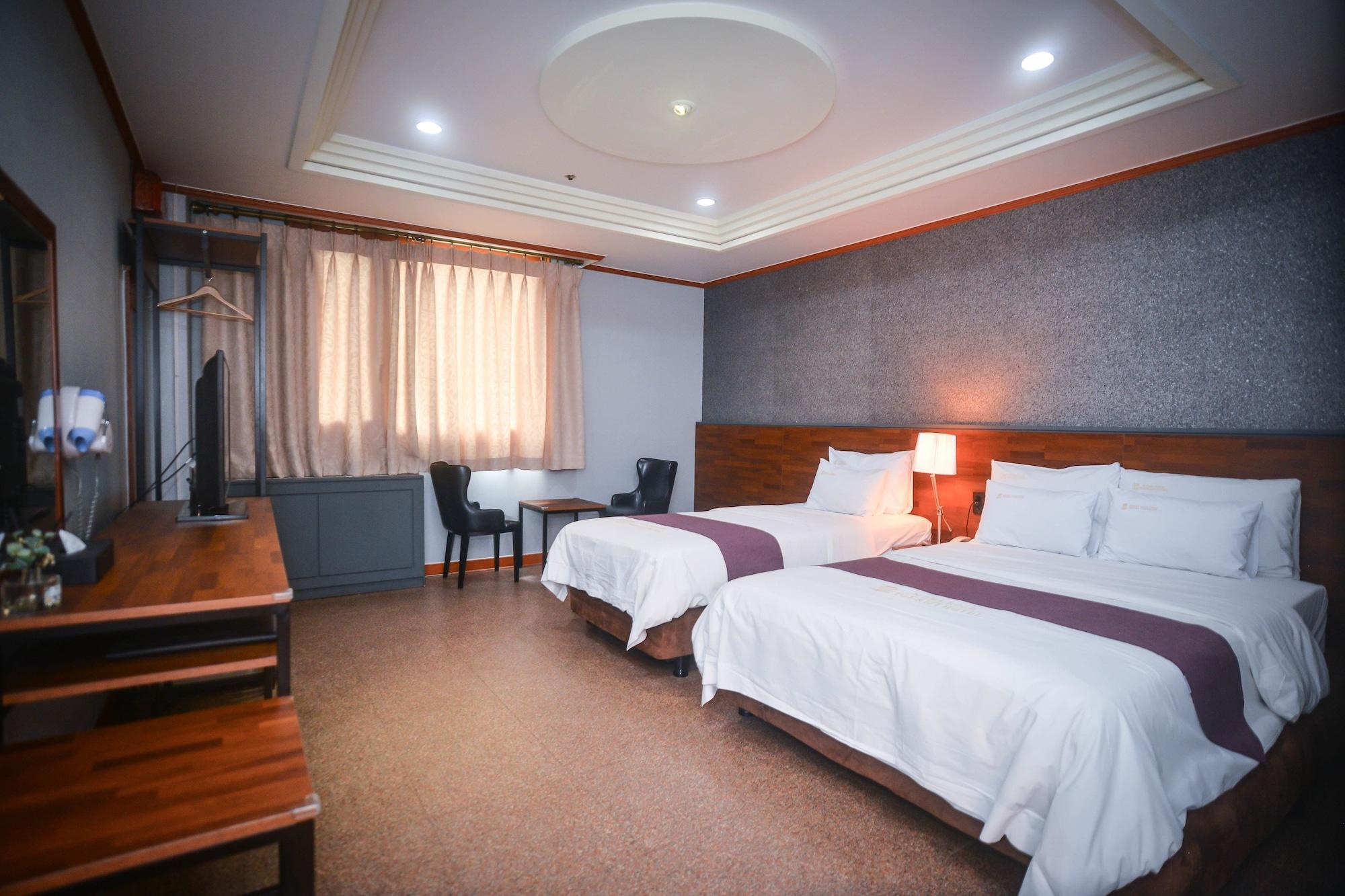 Noblesse Tourist Hotel Сеул Екстер'єр фото